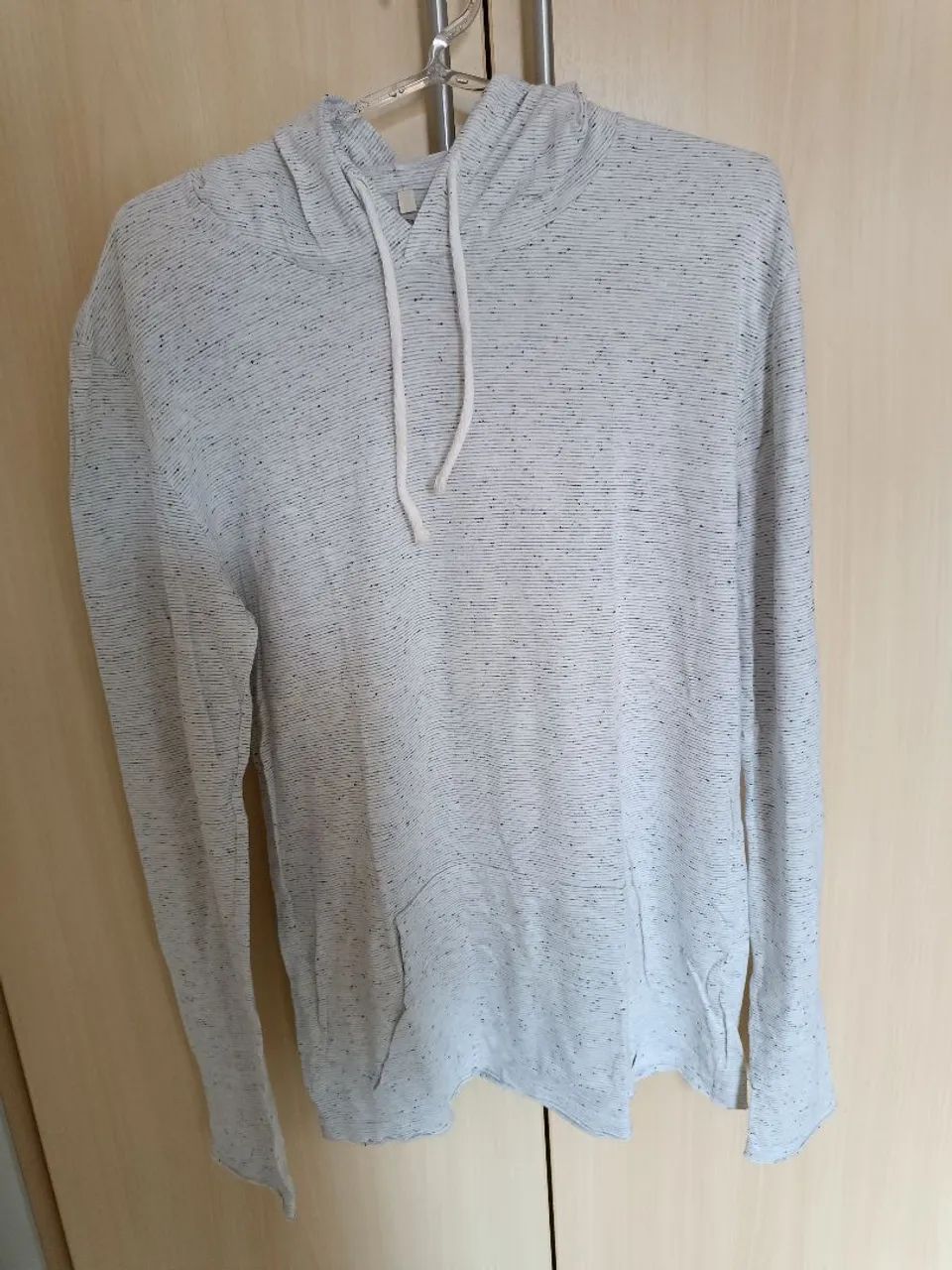 Camisa Manga Longa Branca e  Cinza Mescla PP - Foto 3