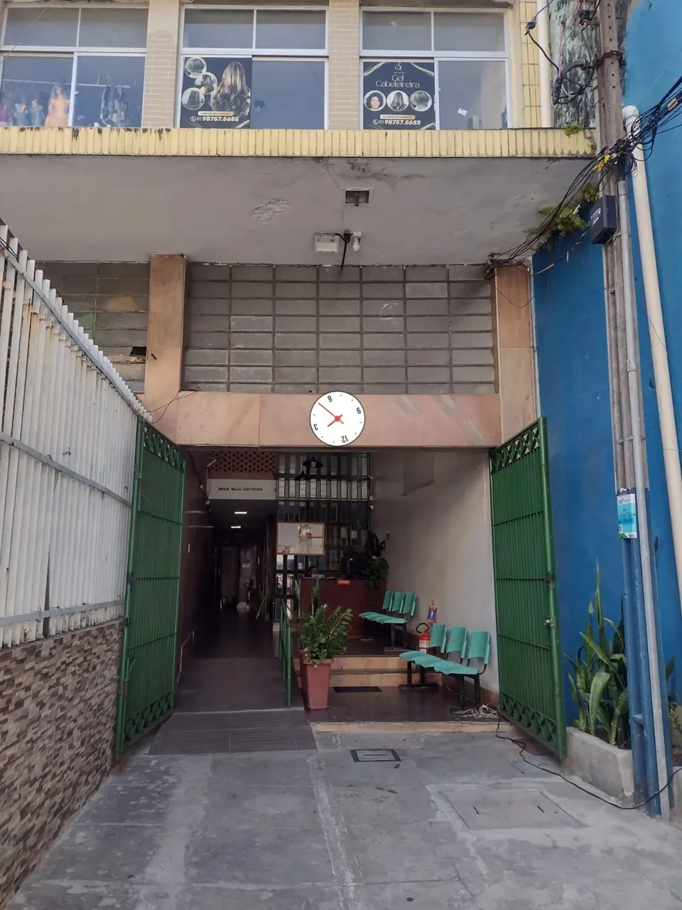 Salas comerciais para aluguel de 28m no bairro de Santo Antônio - Recife - PE. Ed c/elevad
