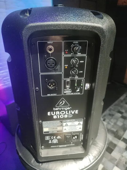 Caixa Behringer Eurolive B108D - Foto 2