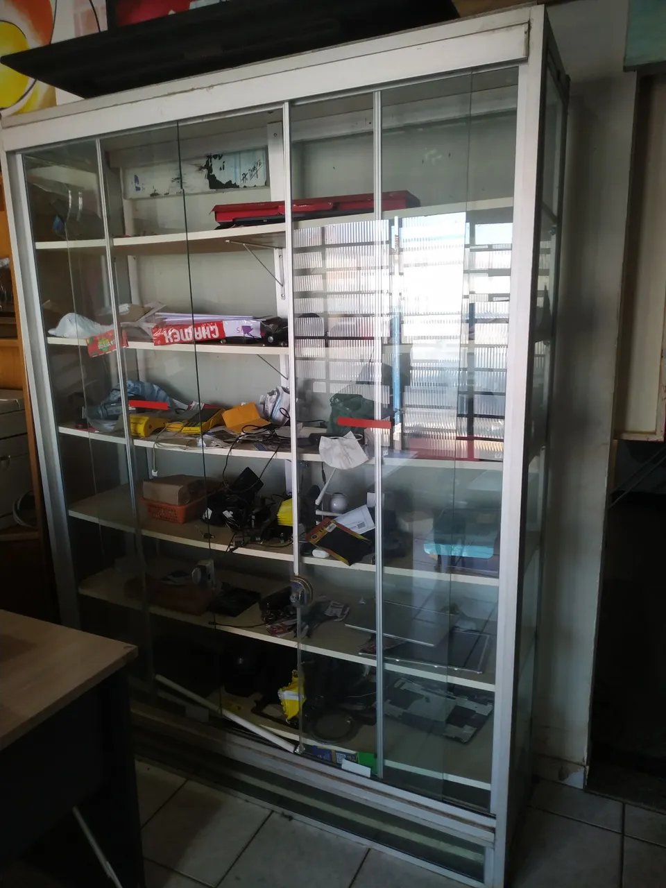 Vitrines variadas