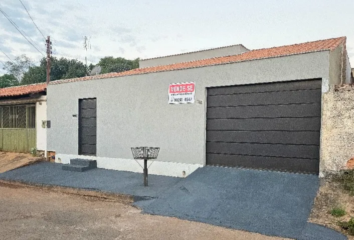 Casa Residencial 200m² (2 quartos/Cozinha de ±30m²), Parque Atheneu, Goiânia/GO