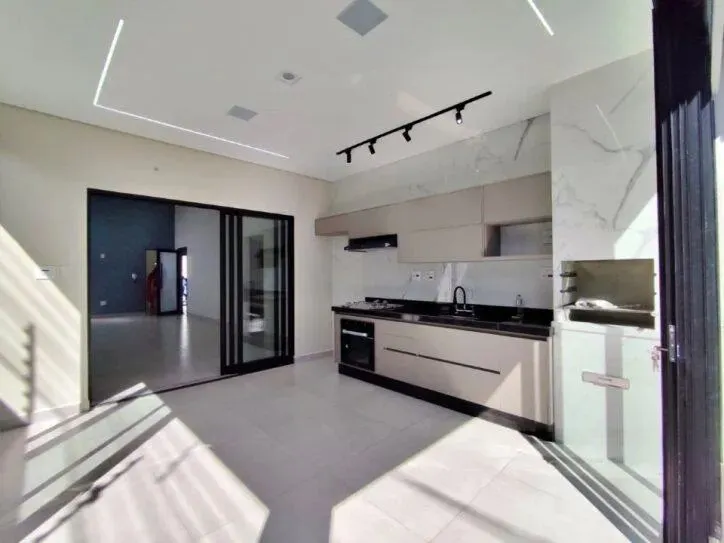 Casa ampla no Monte Alegre | Aqui na Rosa e Rangel  Consultoria e Assessoria Imobiliária