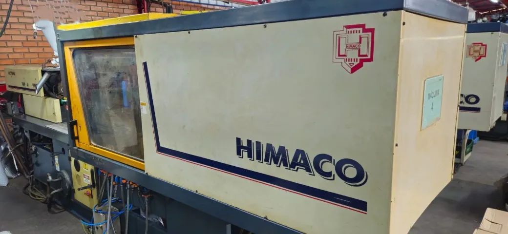 Máquina Injetora Himaco 180t