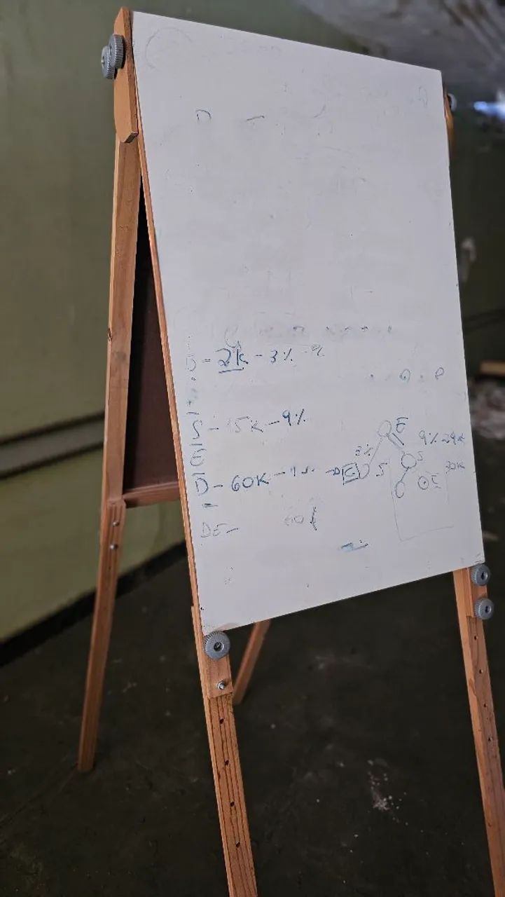 Cavalete quadro dobrável marca Stalo - Foto 2