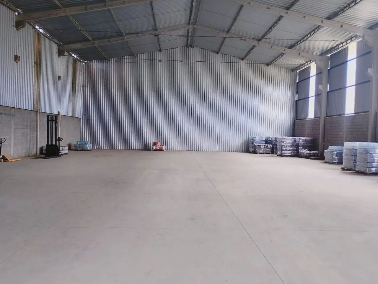 Paraíba do Sul - Galpão com 600m² - Foto 5
