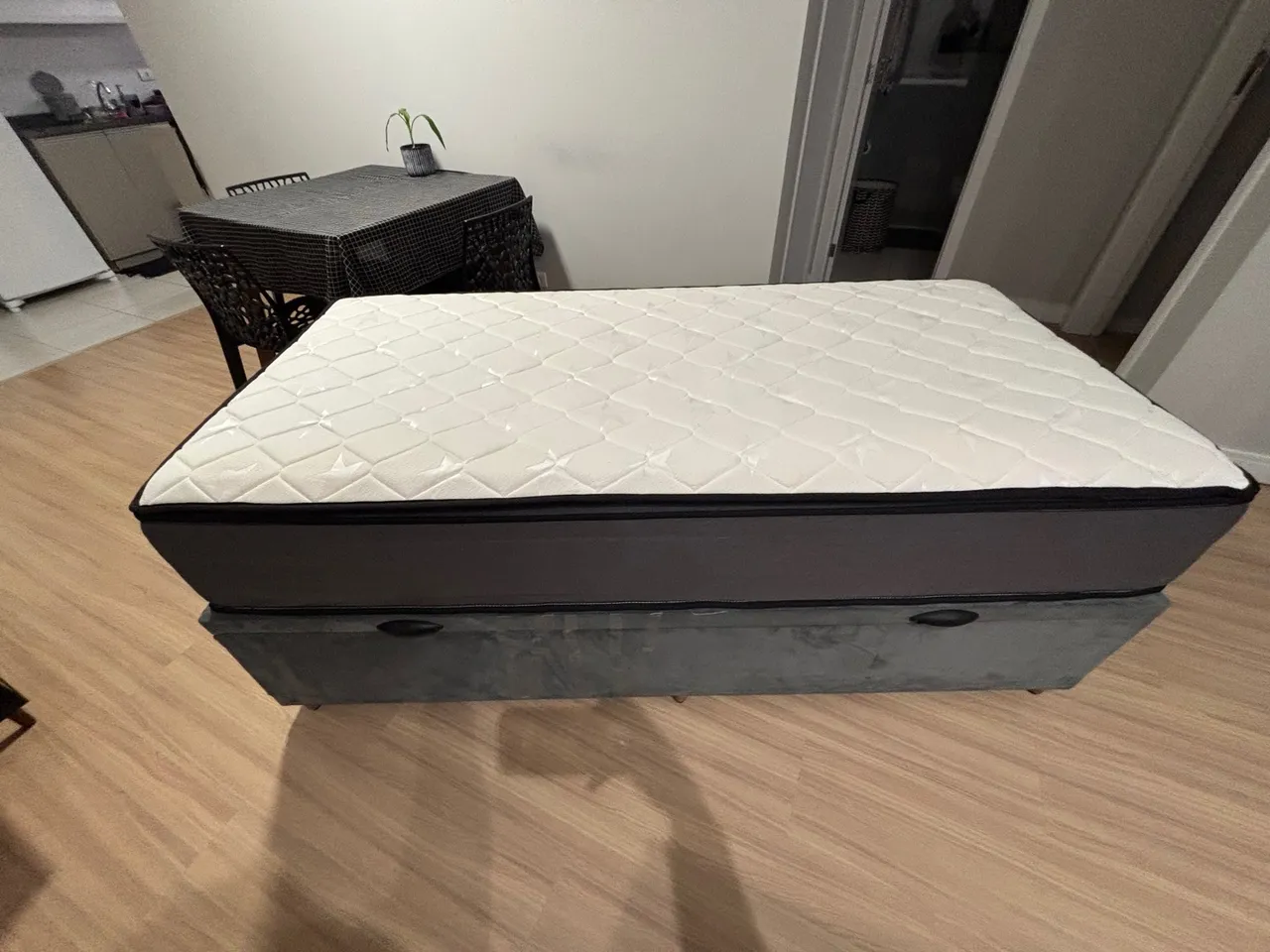 Cama Box Solteiro Confortável e Elegante