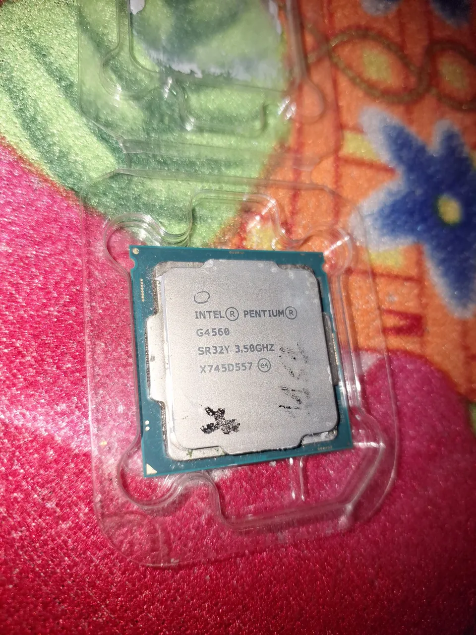 Processador Intel Pentium G4560 socket 1151 7ª geração.
