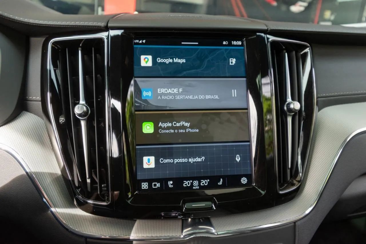 Volvo XC-60 T-8 Pol. Eng. 2.0 AWD (híbrido) 2024 - Foto 14