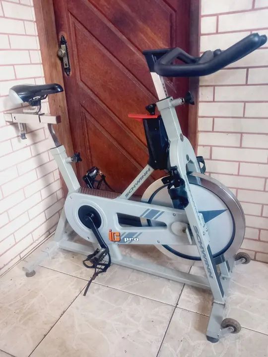 Bicicleta spinning SCHWINN IC PRO "Entrego/Aceito cartão"