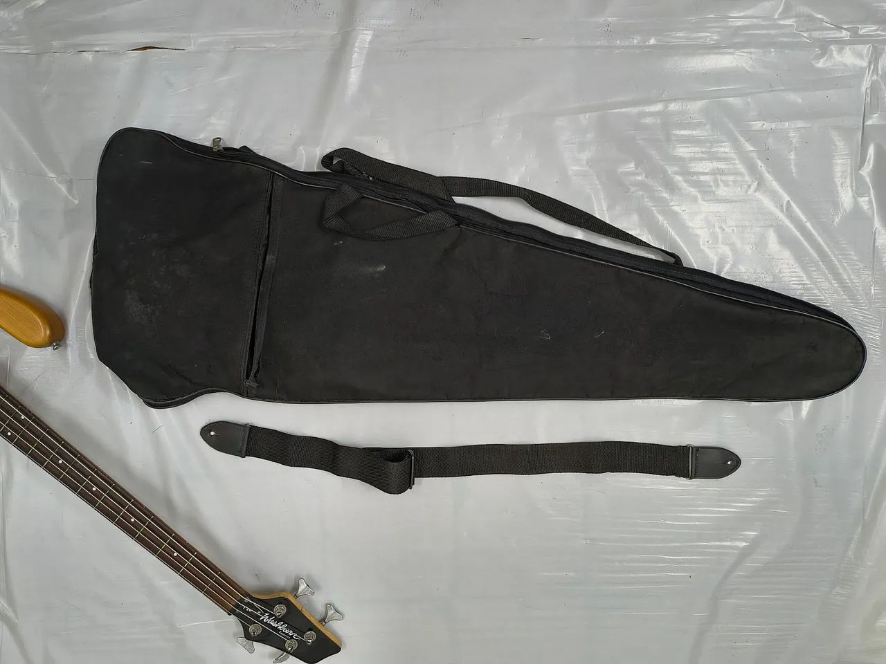 Baixo Washburn ? Taurus T-14 - Foto 5
