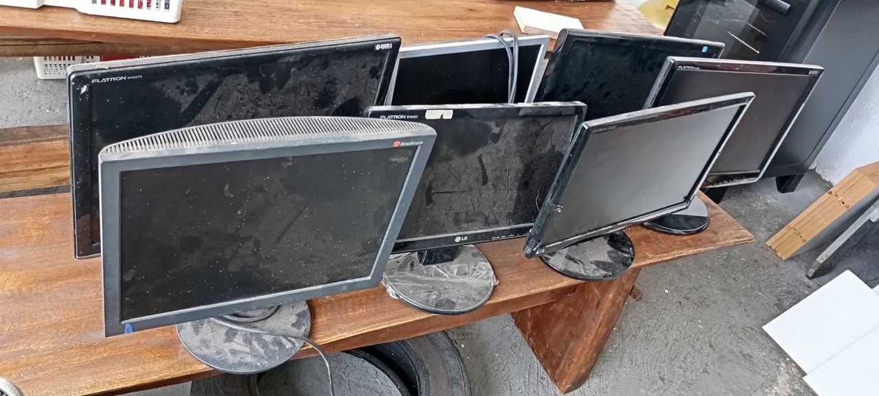 7 Monitores COM DEFEITO *Leia Descrição** - Foto 4