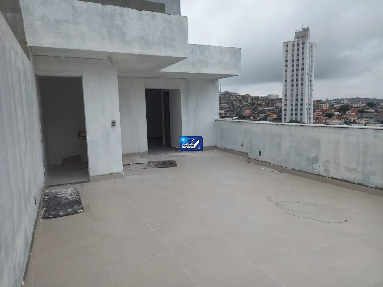 Cobertura a venda bairro Nova Floresta BH/MG