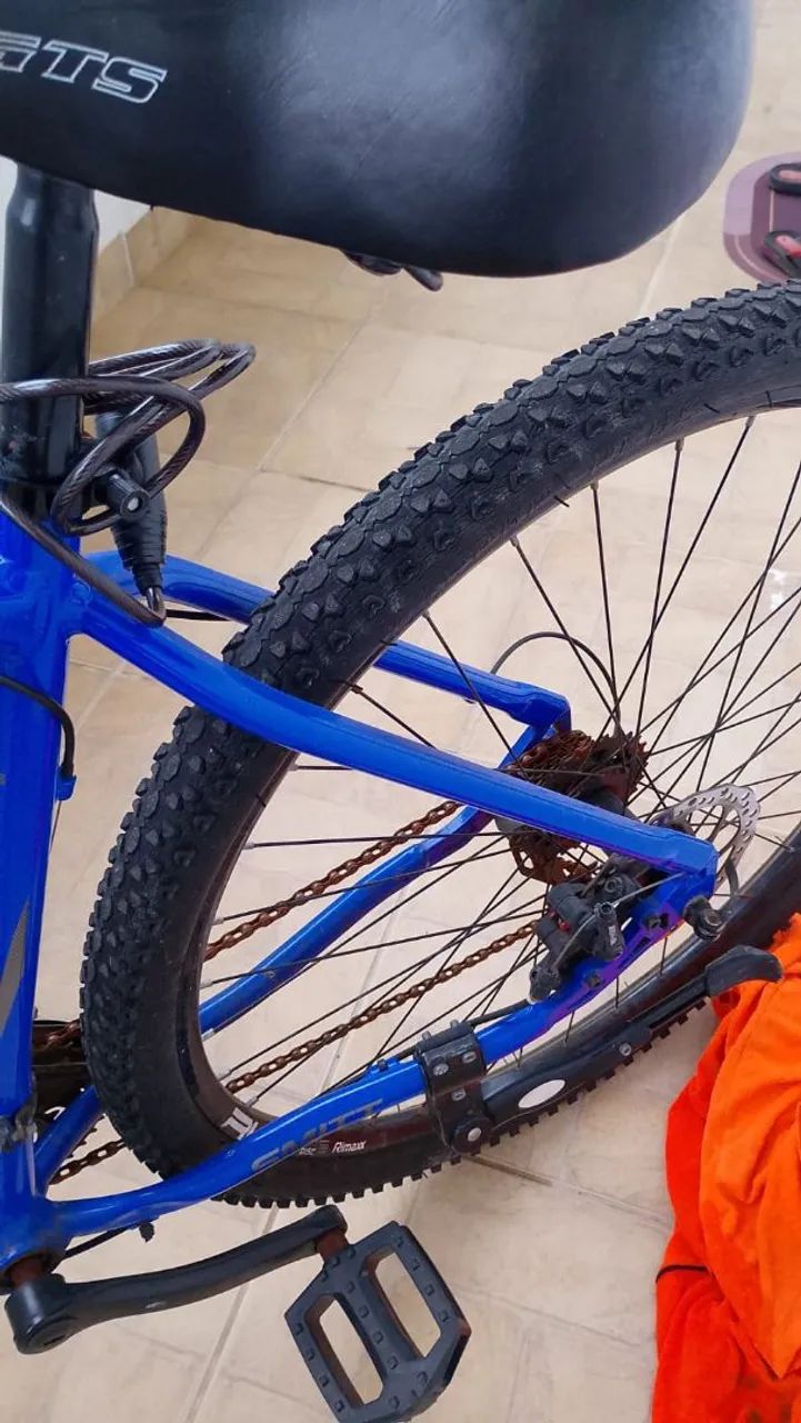 Bicicleta Aro 29 Azul com Marchas