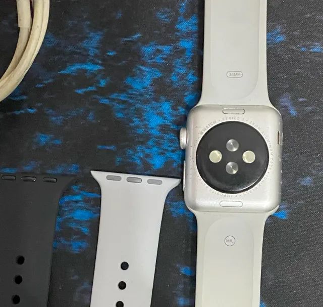 Apple Watch Series 3 Gps 38mm usado + 4 pulseiras - Foto 4