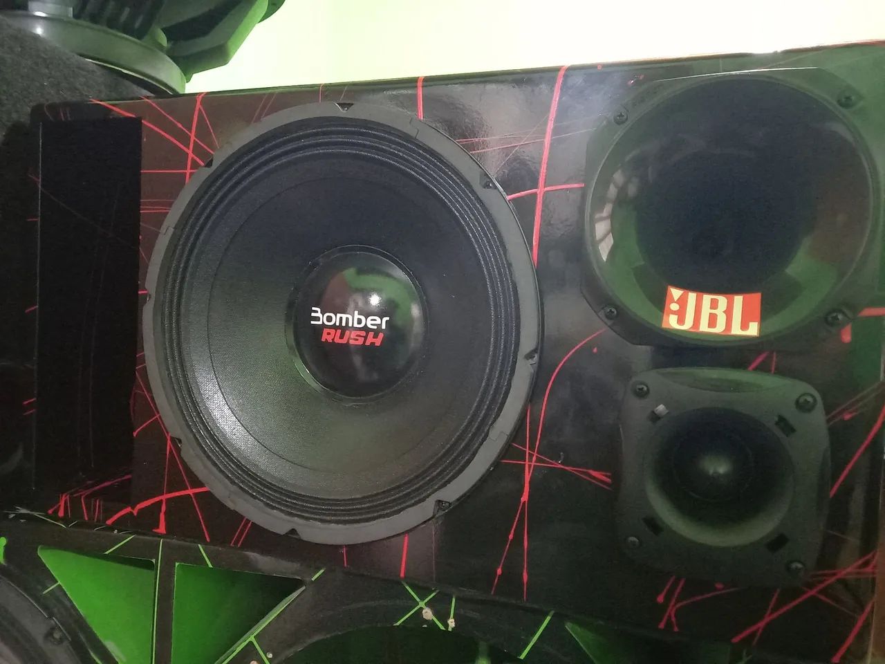 Caixa trio pancadão bomber RUSH jbl cone seco 