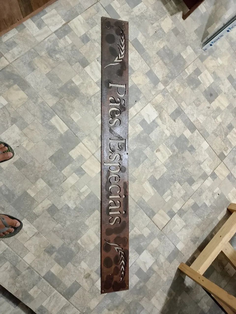 Placa Decorativa Pães Especiais - Metal para padaria ou mercado  - Foto 2