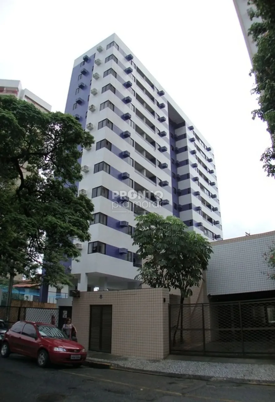 Apartamento mobiliado localizado no bairro dos Aflitos, com 73,73m² de área util.