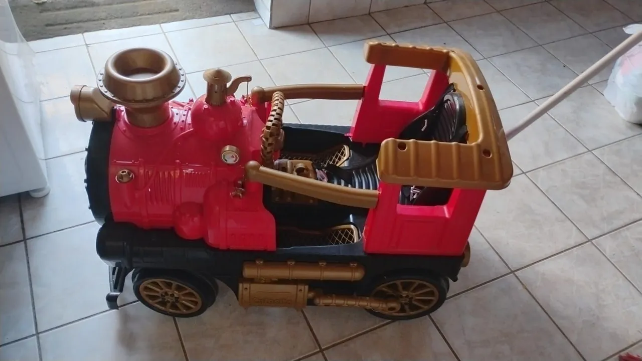 Trem Infantil ,mais Bebê Conforto