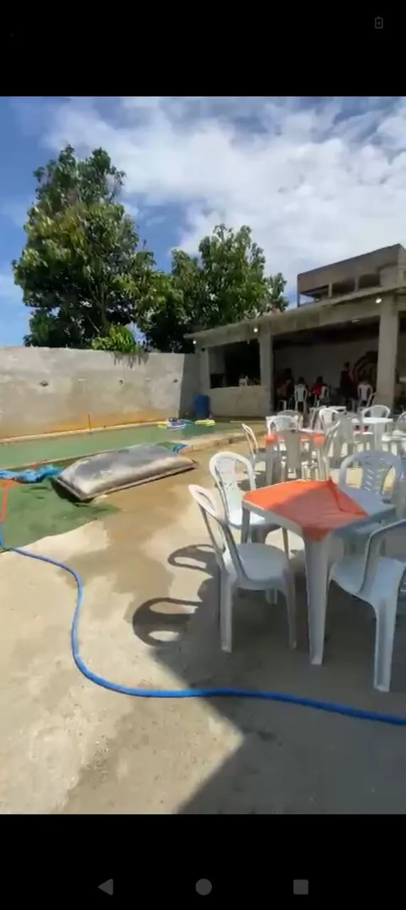 Salão Com piscina