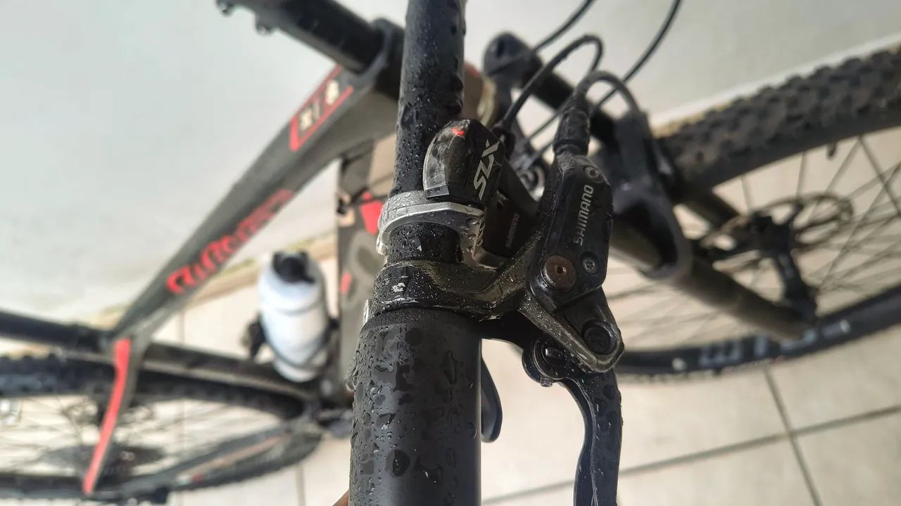 Bicicleta MTB aro 29 - Foto 2