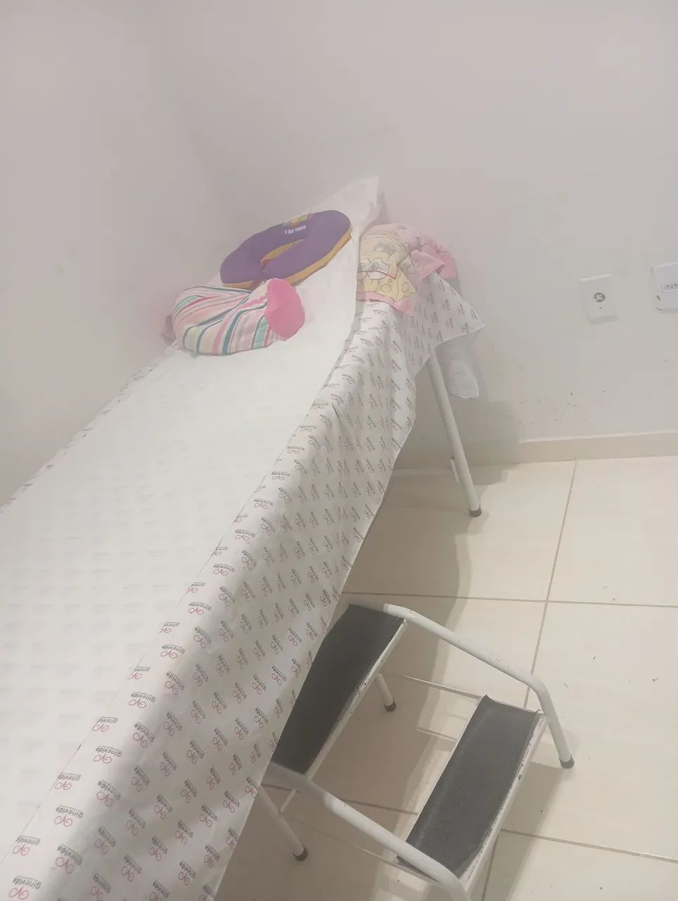 Alugo um espaço pra estética 