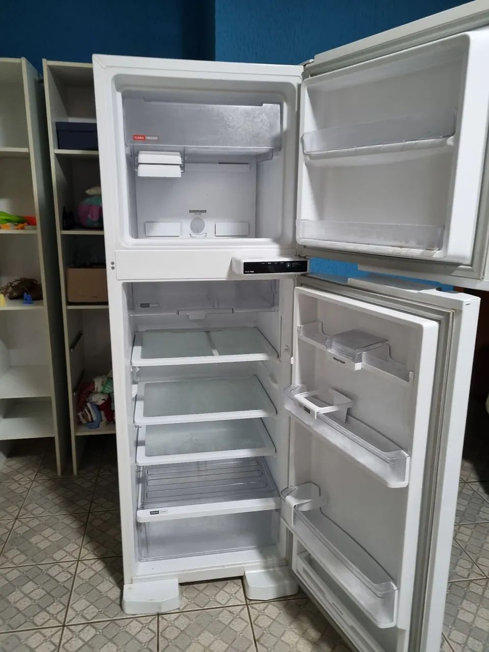 Geladeira Brastemp 375L ( ACEITO CARTÃO) ( ENTREGA GRÁTIS)<br>( ACEITO CARTÃO ATÉ EM 12X). - Foto 4