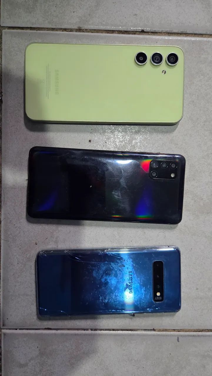 Vendo 3 celulares