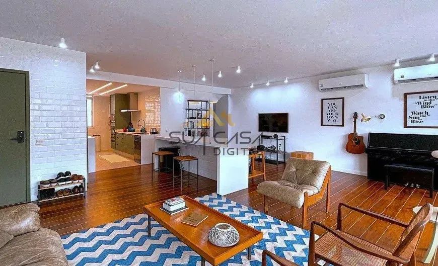 Jardim Oceânico | Apartamento reformado com 3 quartos, sendo 1 suíte REF: BAAP4391 2
