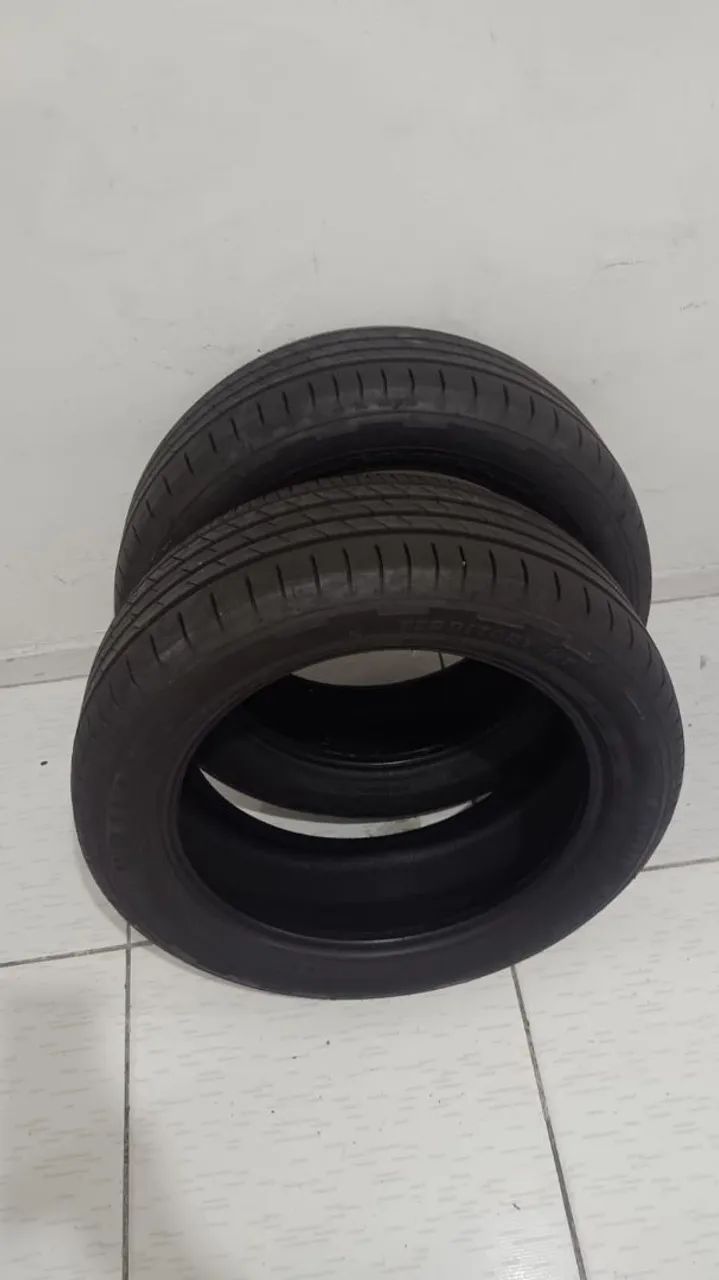Vende-se pneus 