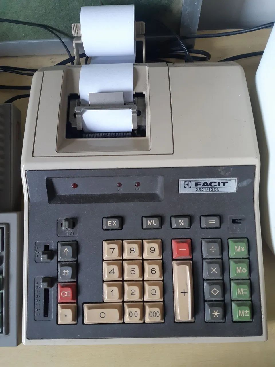 Máquinas registradoras antigas 
