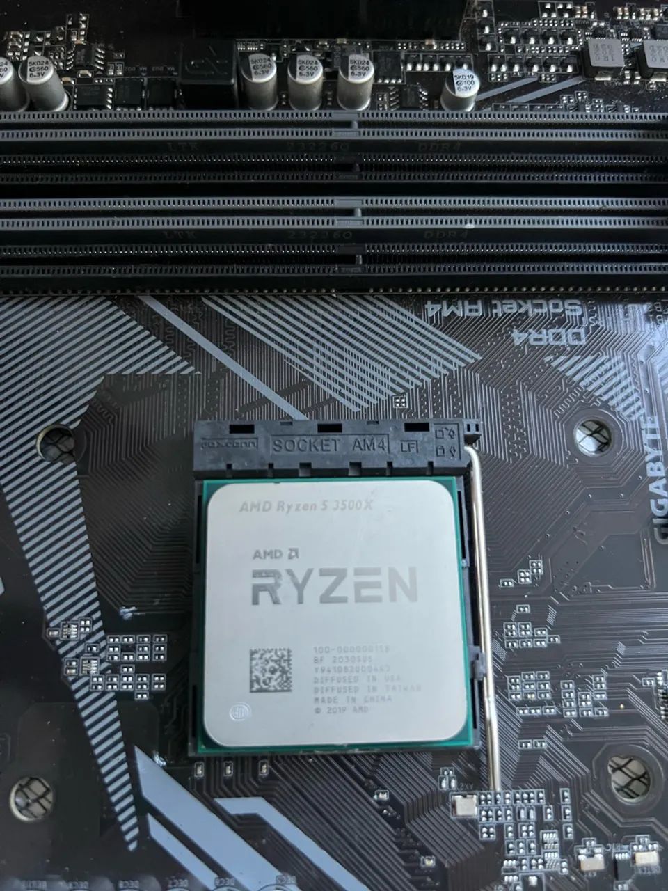 Processador e Placa Mãe AM4 Ryzen 3500X B550M-K - Foto 3