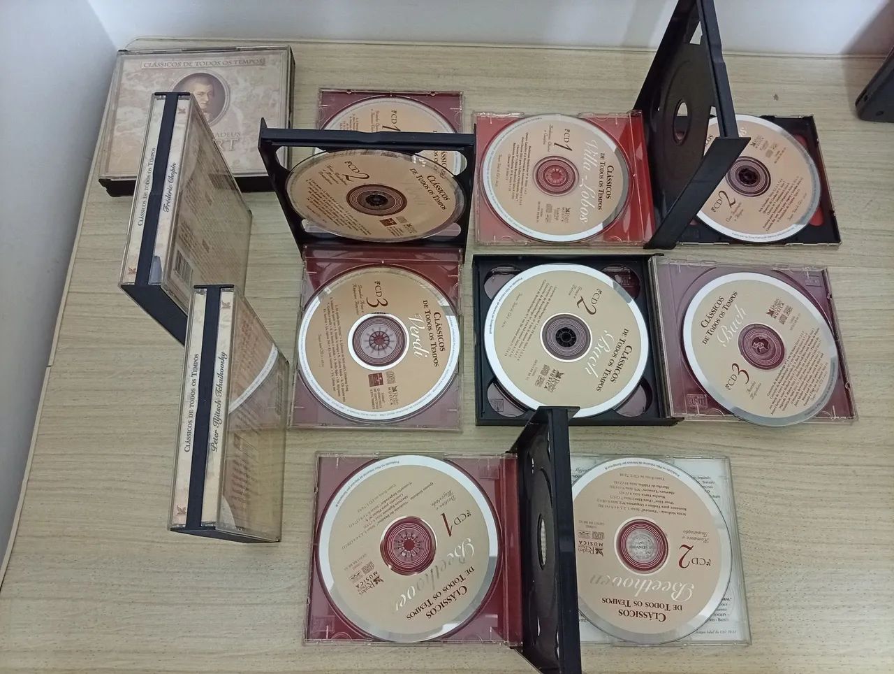 Clássicos de todos os tempos (box CD's) - Foto 5