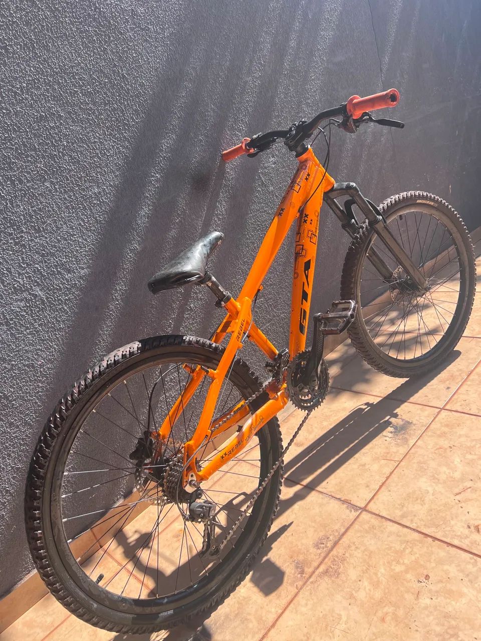 Vendo bicicleta GTA ARO 26 - Foto 3