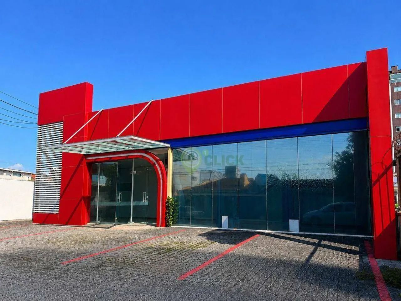 Amplo imóvel comercial para locação no Santo Antonio
