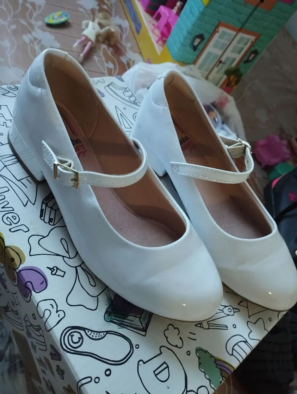 Bota e sapatos semino novos - Foto 2