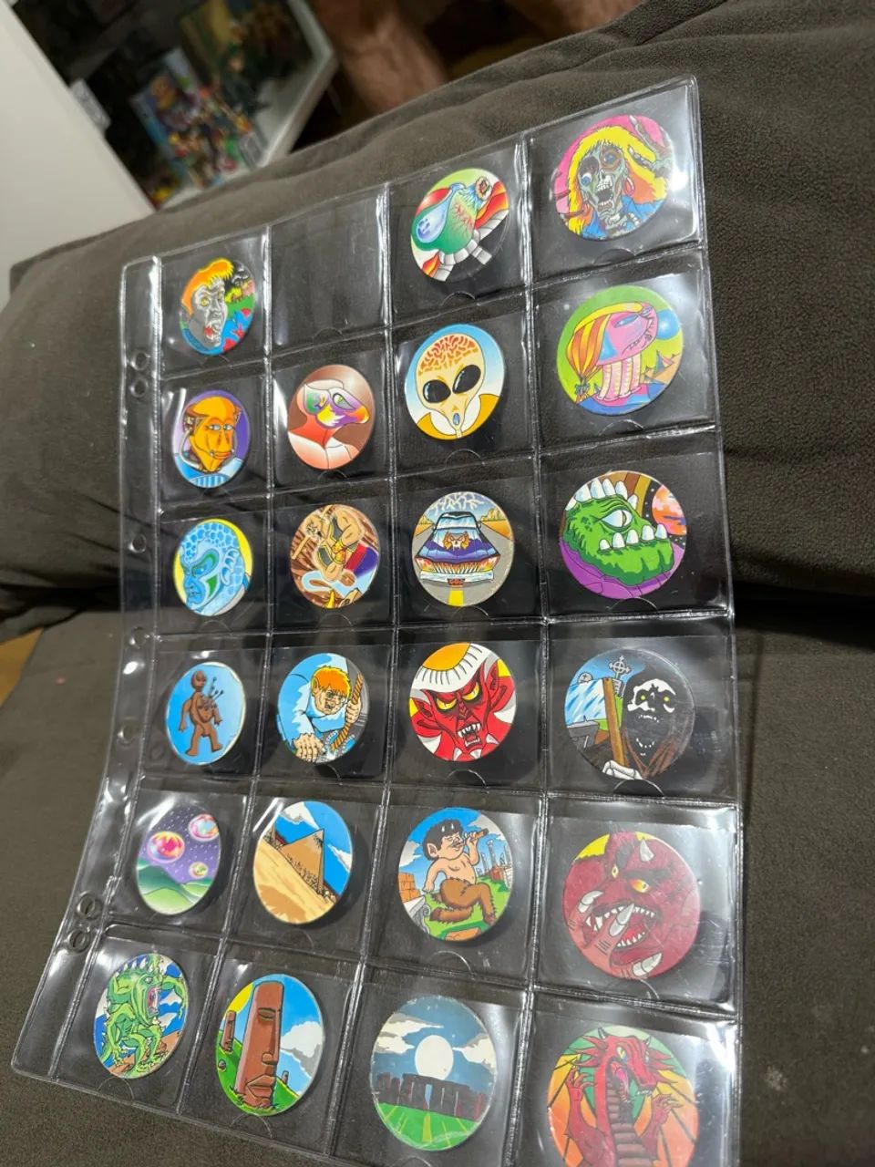 Tazos  Buzzy Monstros - Foto 3