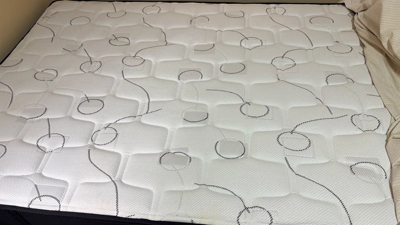Cama de casal semi nova  - Foto 4