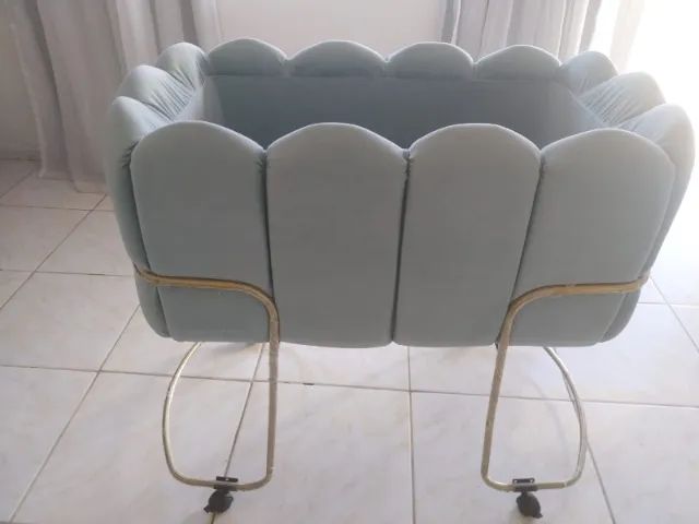 BERÇO MOISÉS ESTOFADO VERDE