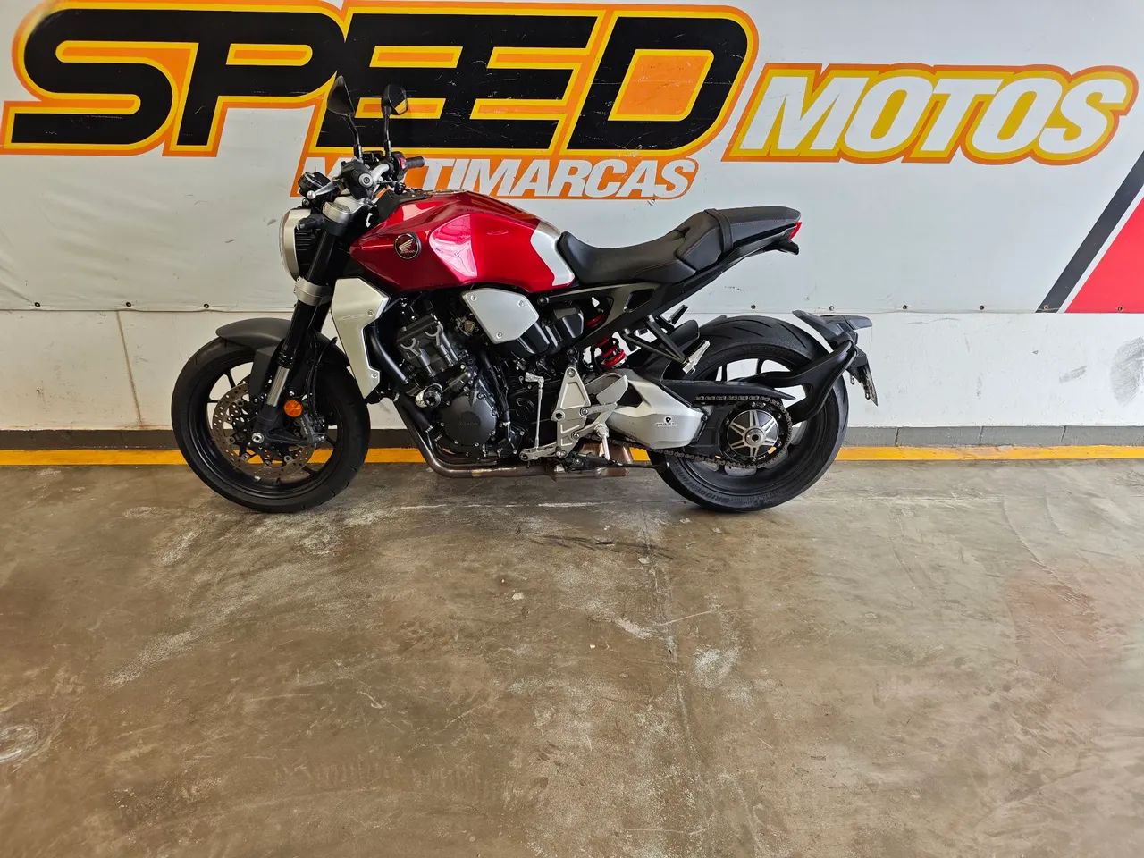 Honda CB 1000R - Foto 3