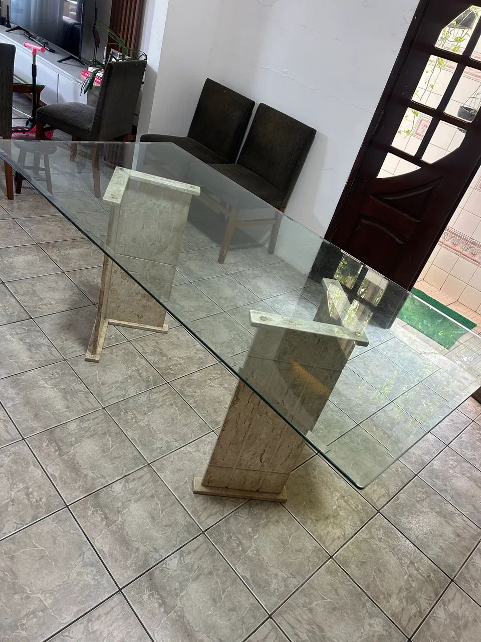 Mesa de Jantar de vidro com base em Mármore  - Foto 4