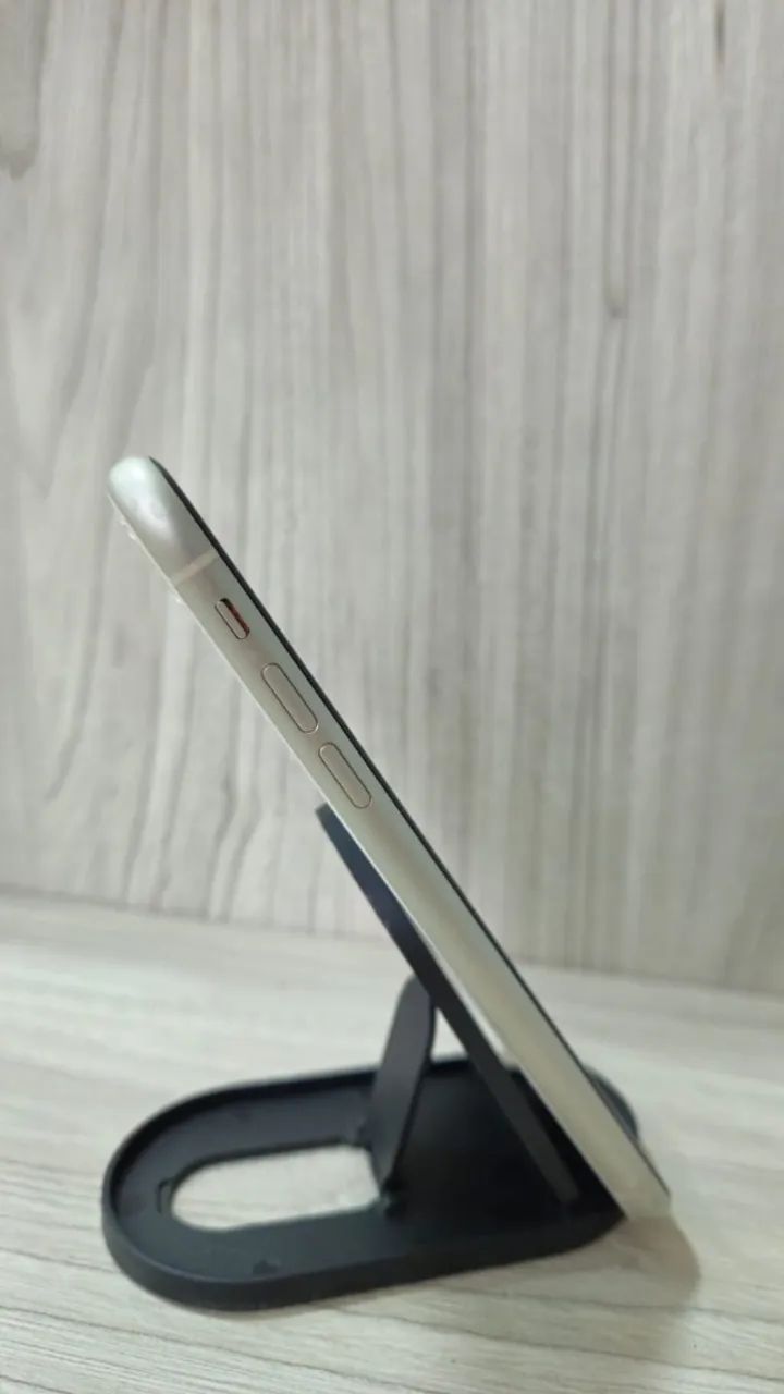 Iphone 11 64gb Branco (Usado) - Foto 4