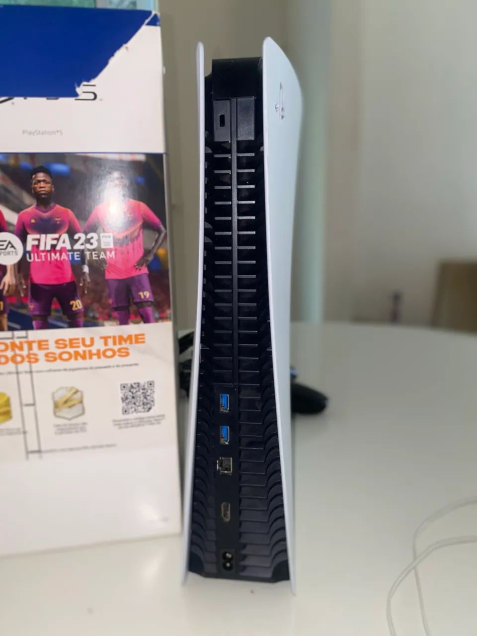 PS5 + 2 CONTROLES + 2 JOGOS - Foto 2