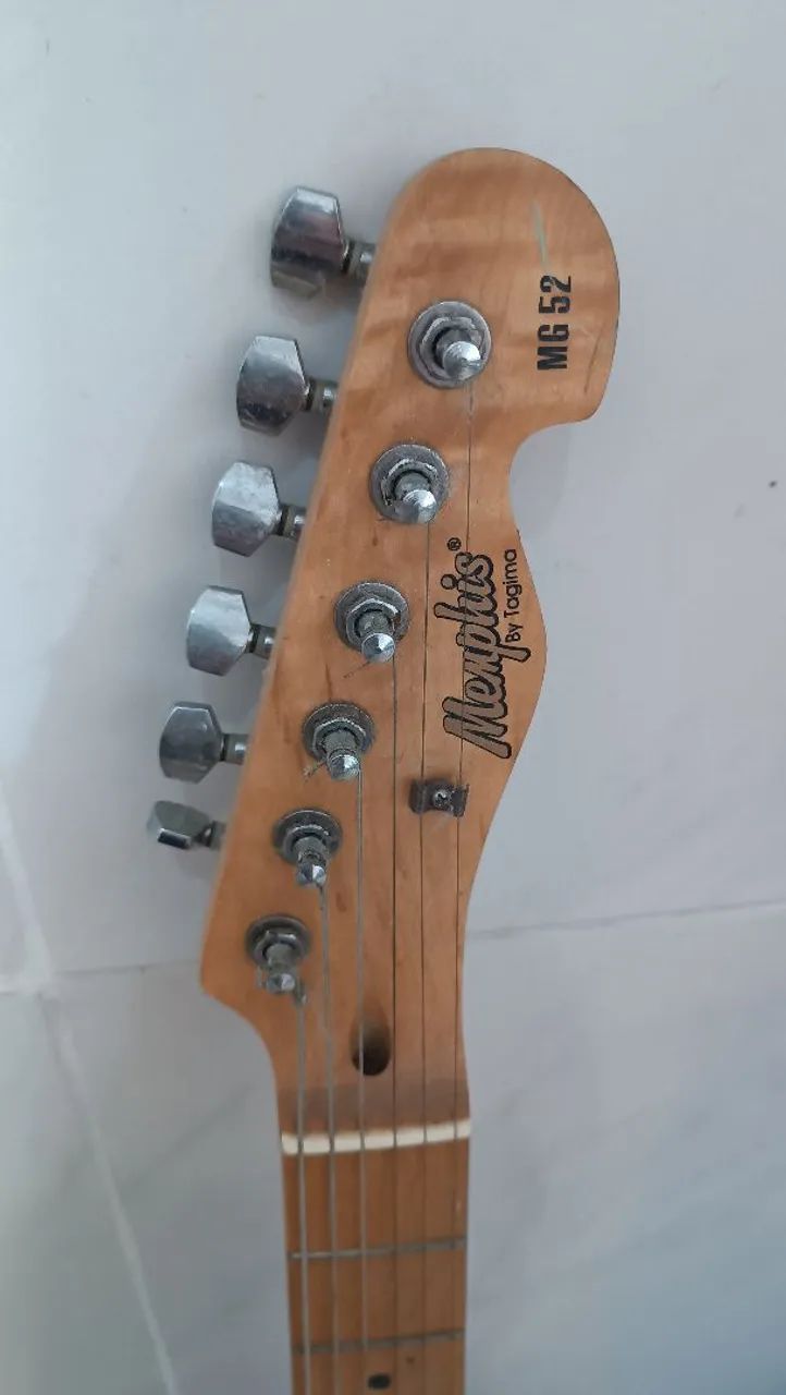 Guitarra Memphis by Tagima Mg 30 Bks Preta - Foto 6