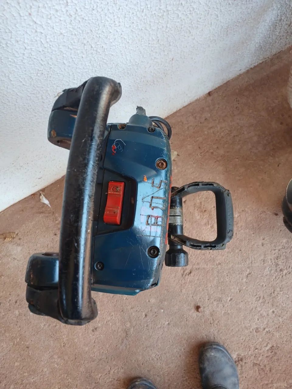 Vendo Martelo Rompendo de 15 KG - Foto 3
