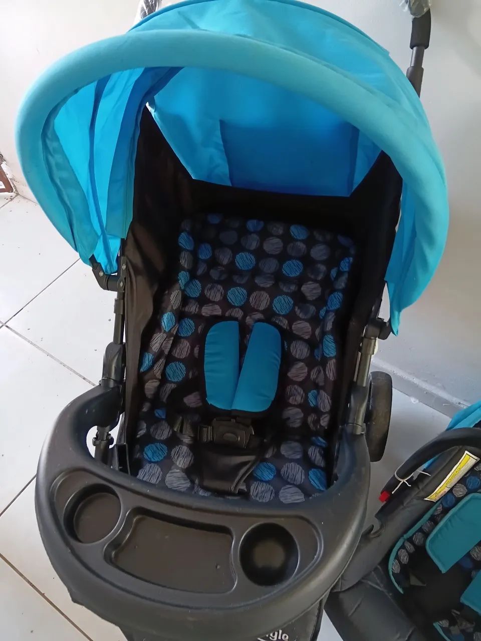 Vende-se bebe conforto e carrinho de bebe  - Foto 3