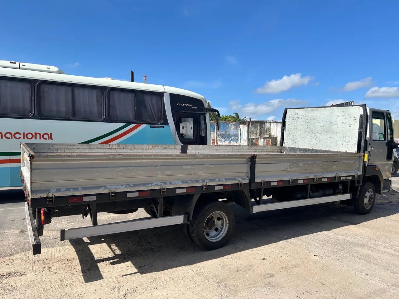 Ford cargo 816 2019 - Foto 2