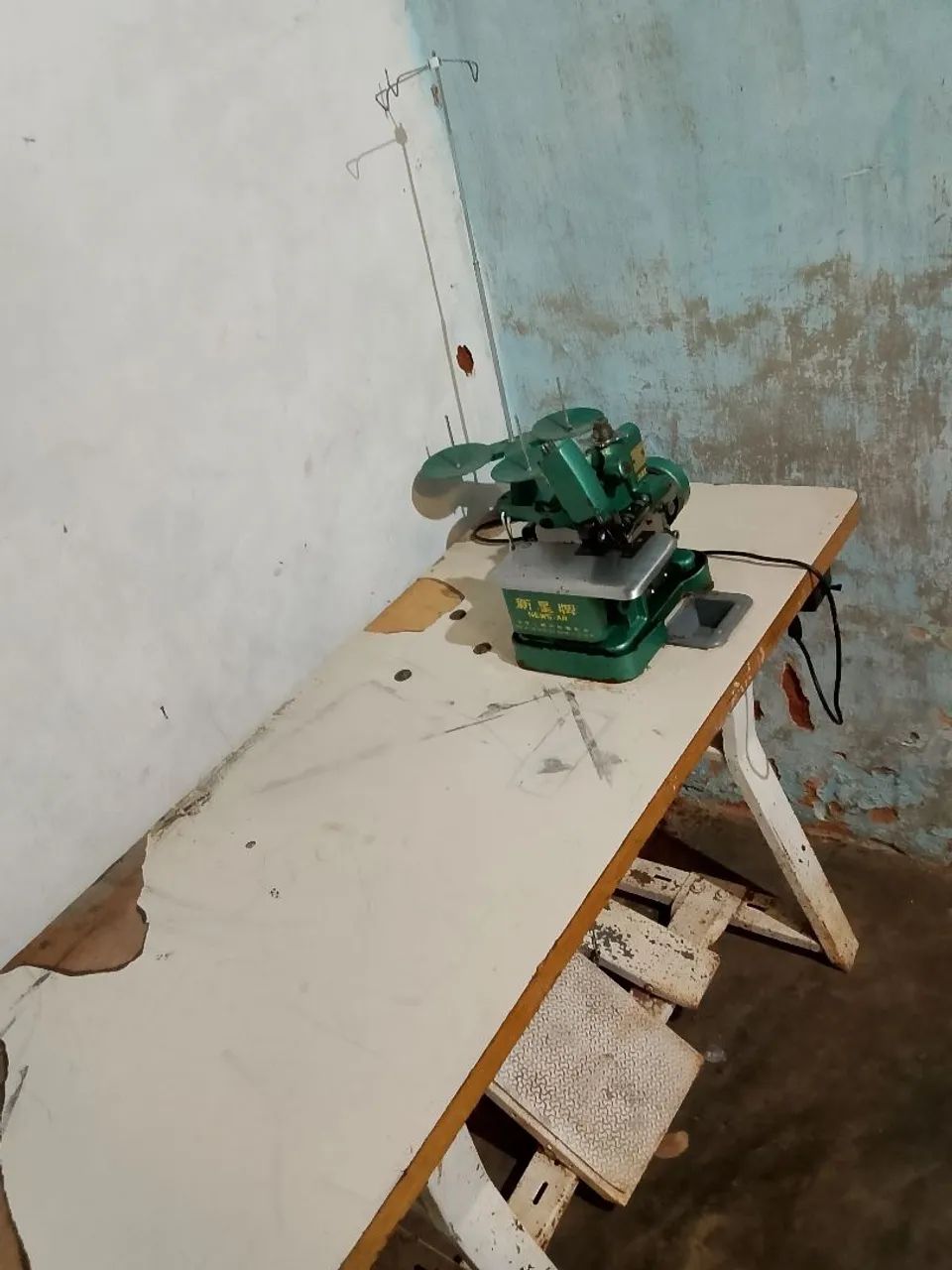 máquina overlok - Foto 3