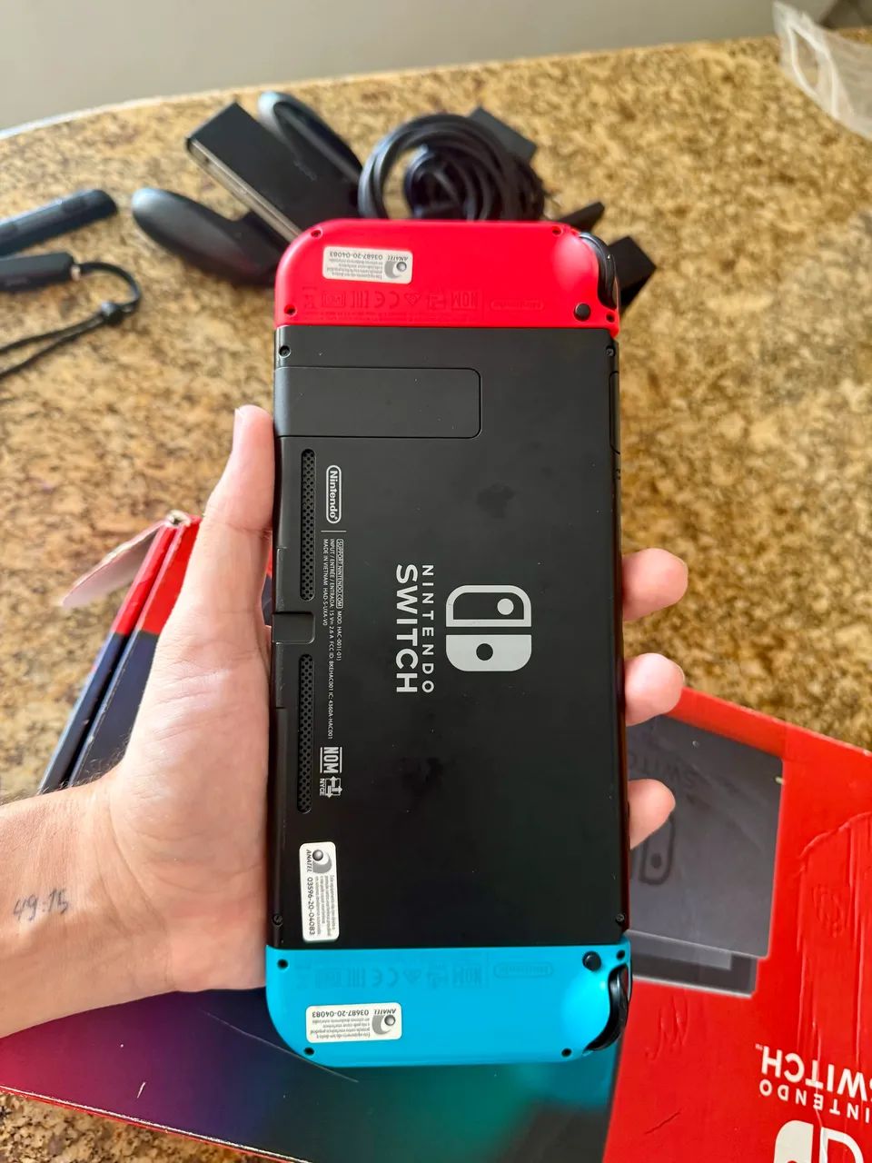 Nintendo Switch V2 Neon + Dock + Joy-Con Original - Completo - Foto 2