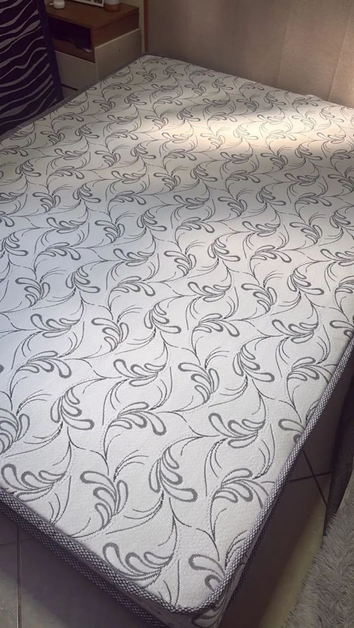 Vendo cama box acoplada casal  - Foto 2