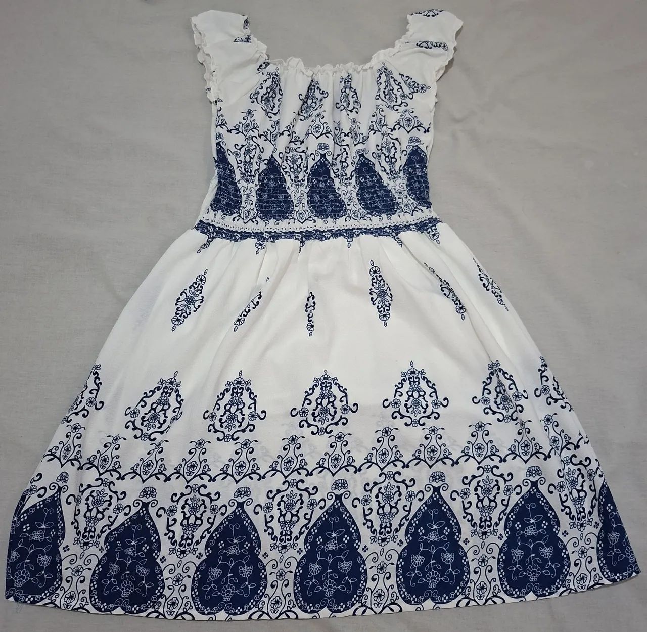 Vestido azul e branco P e M - Foto 2